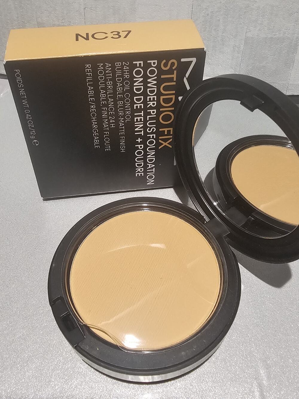 New Version - NC37 Mac Cosmetics Studio Fix Powder Plus Foundation 0.52 OZ.
